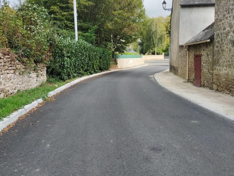 Travaux d'aménagement de la route de Neau